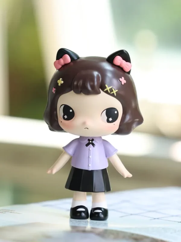 [IN STOCK] ChoCho Original Debut Resin Art Figurine (11cm) - Ultra Rare Designer Toy