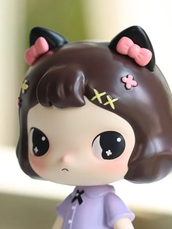 [IN STOCK] ChoCho Original Debut Resin Art Figurine (11cm) - Ultra Rare Designer Toy