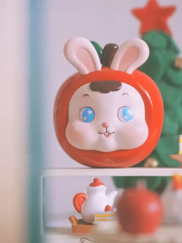 [IN STOCK] Nina Bunny Apple Edition Resin Art Figurine (7cm) - Ultra Rare Designer Toy