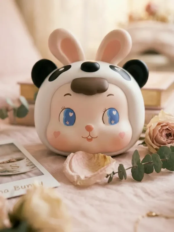 [IN STOCK] Nina Bunny Panda Edition Resin Art Figurine (7cm) - Ultra Rare Designer Toy