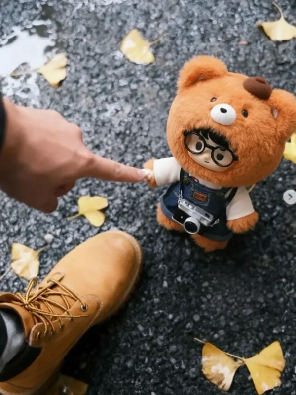 [35% OFF - B-Grade] PEANUT TOYS Little Fox Photographer Vinyl Plush Doll (Minor Face Marks) - 18cm