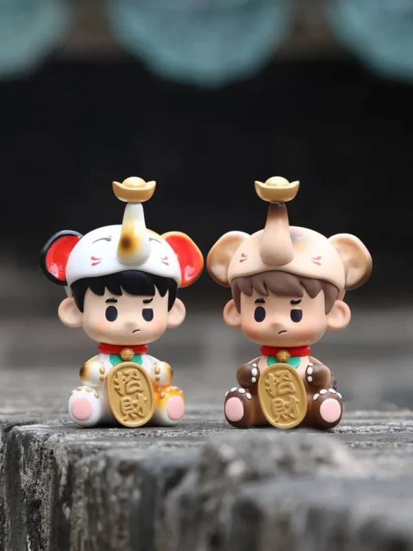 [IN STOCK] PEANUT TOYS Calico & Siamese Lucky Elephant Resin Art Figurine (11cm) - Limited Edition Magnetic Designer Toy