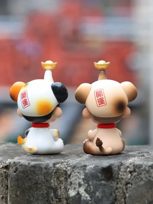 [IN STOCK] PEANUT TOYS Calico & Siamese Lucky Elephant Resin Art Figurine (11cm) - Limited Edition Magnetic Designer Toy