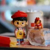 [IN STOCK] PEANUT TOYS Burger Manager Resin Art Figurine (13cm) - Limited Edition Magnetic Designer Toy