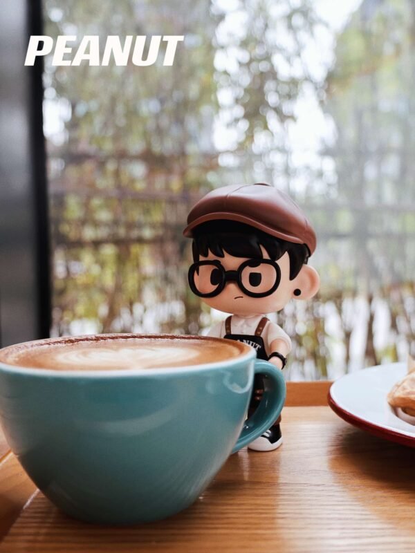 [IN STOCK] PEANUT “Barista” Art Toy Set Limited Edition (13cm, PU Resin)